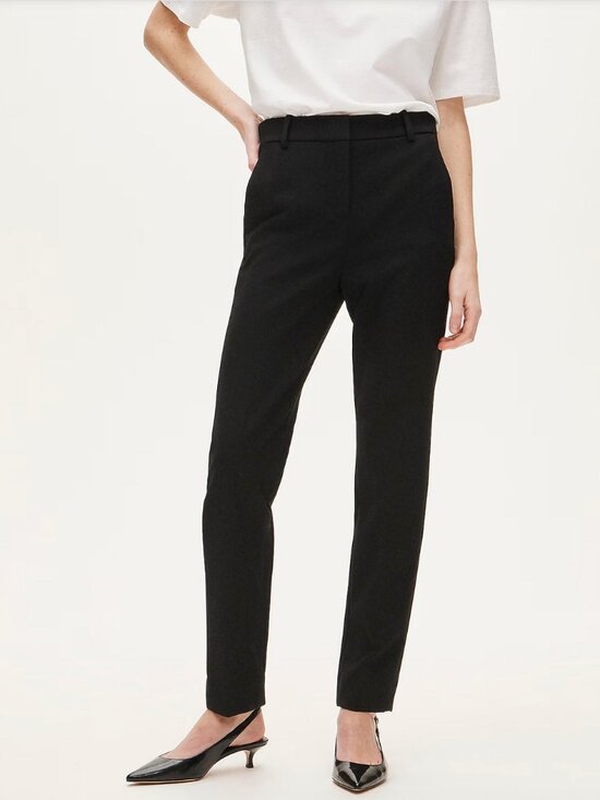 J. Crew Pants - J. Crew Black Cameron slim cropped pant in four-season stretch